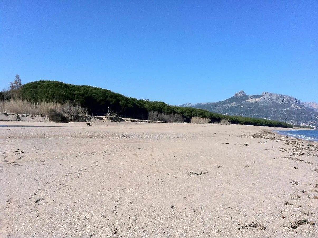 Happy Camp Mobile Homes In Camping Iscrixedda 3*, Lotzorai Italien