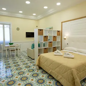 Apartment La Corte Dei Borboni By Dimorra Neapel